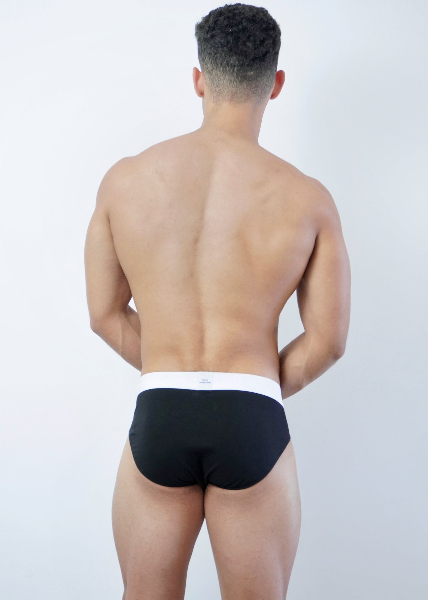 Brief Ultra Black and White