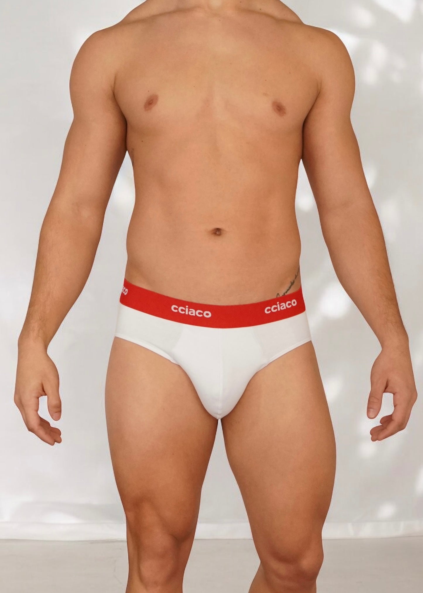 Brief Ultra White / Red